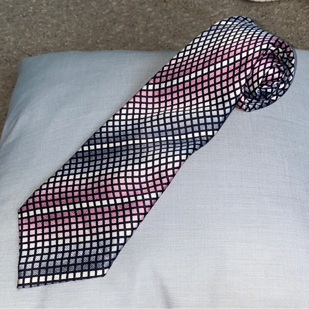RAFAEL Pink and Black Checkered Tie